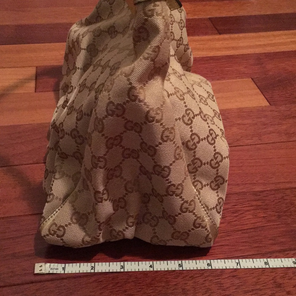 🎁Authentic! Gucci Bag .🎅 - Picture 3 of 6